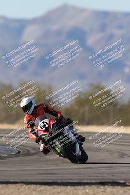 media/Dec-07-2025-CVMA (Sun) [[3e7d2de5dc]]/Race 12- Formula 40 MW and LW/